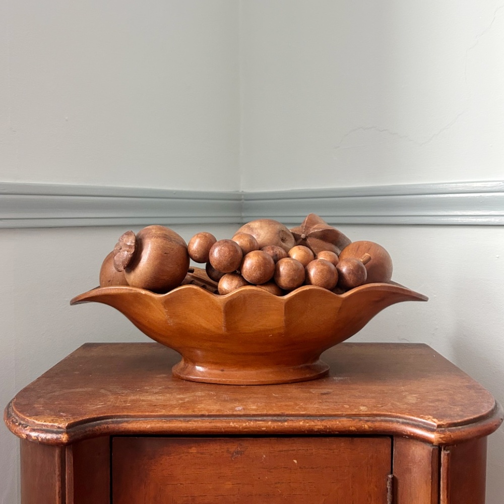 MCM Scalloped Wood Bowl with Fruit